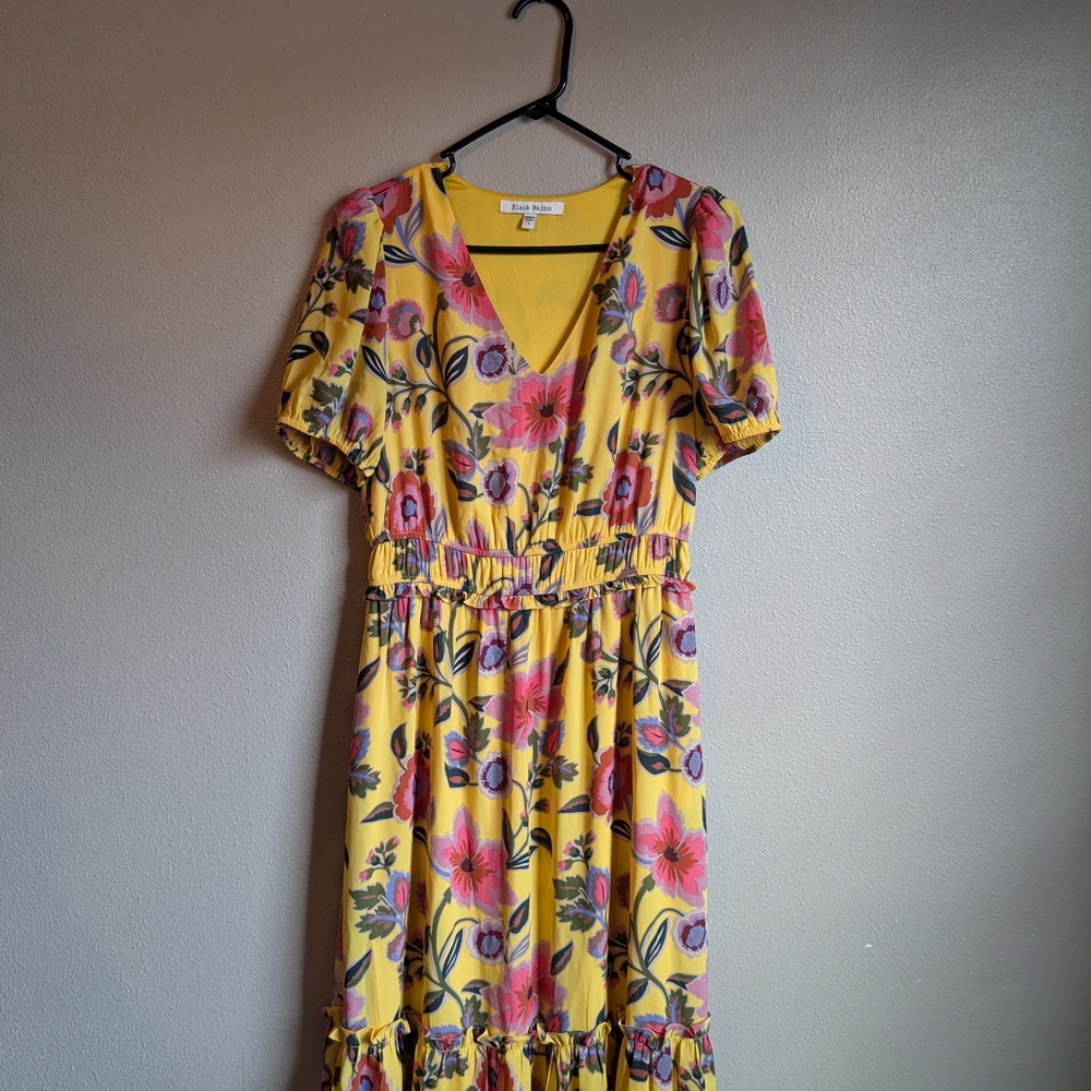 Black Rainn Yellow Floral Midi Dress